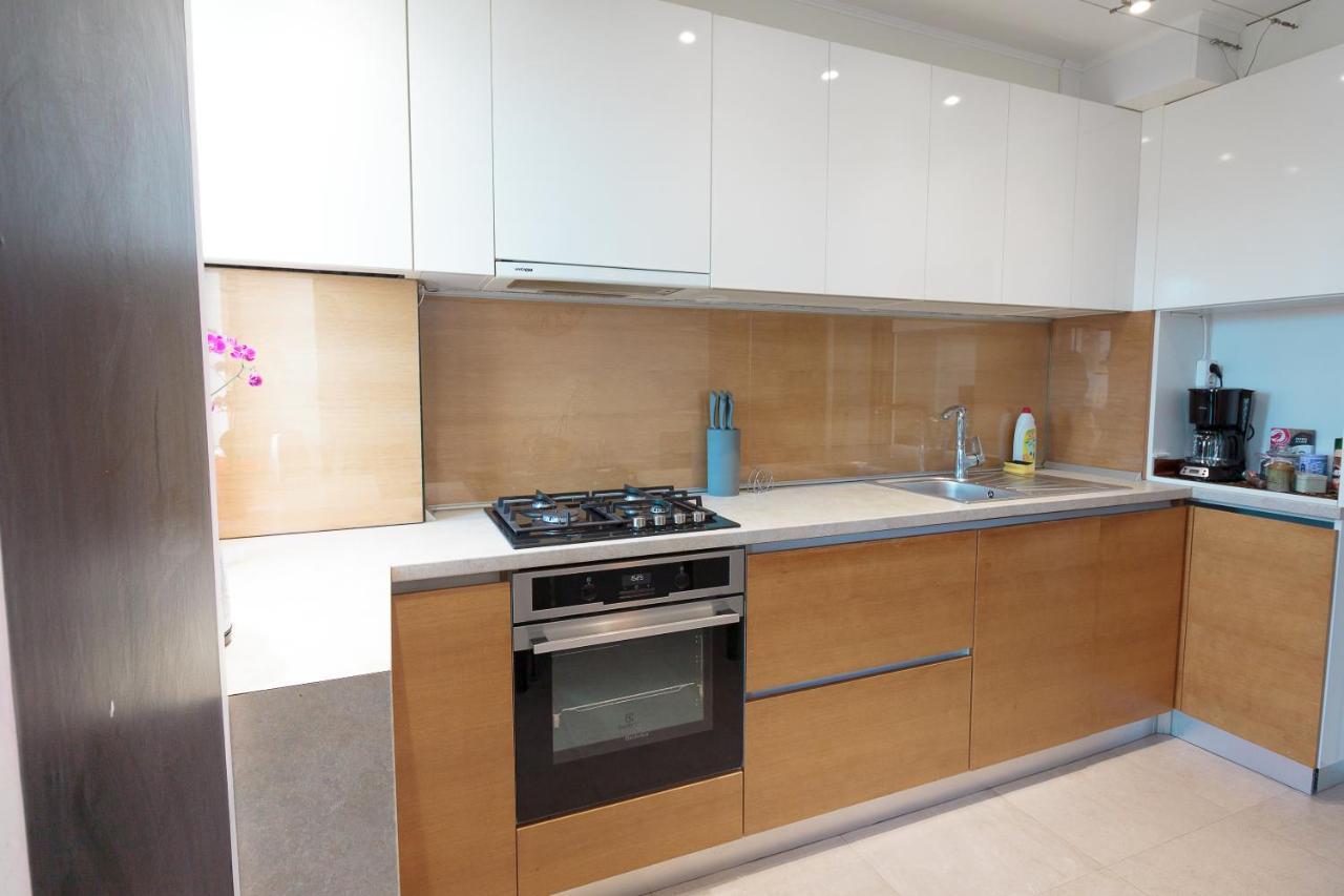 Gold Class Apartments Ams Cluj-Napoca Buitenkant foto